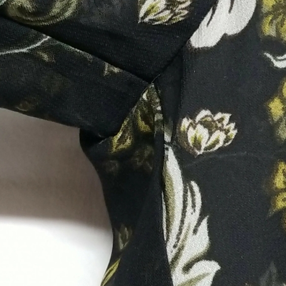 Women's Loft Floral Top Blouse Long Sleeved Size XS - Picture 9 of 13